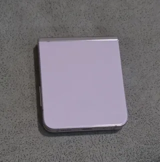 Samsung Galaxy Z Flip 5 Scatola Nera