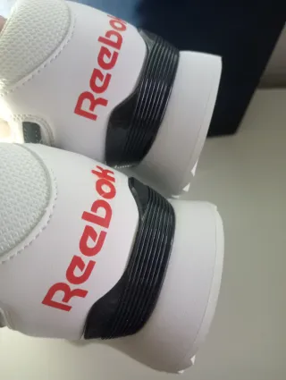 ESTRENA! Zapatillas Reebok Talla 36.5 unisex