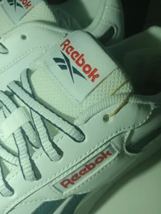 ESTRENA! Zapatillas Reebok Talla 36.5 unisex