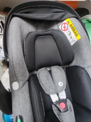 Maxi-Cosi CabrioFix I-size usado 2 meses