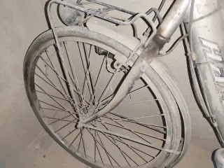 Ciclomotor artesano