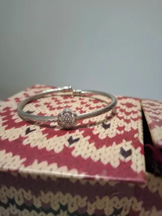 Pulsera acero con brillantes flor