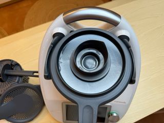 Thermomix TM6 con todos los accesorios + bolsa