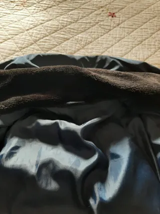 Abrigo acolchado azul marino