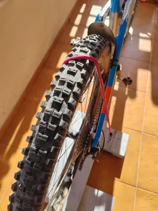 CUBE STEREO HYBRID ACTION TEAM 2021 Talla L