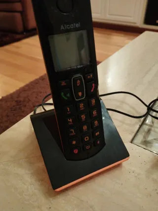 Teléfono Alcatel S280 Naranja y Negro