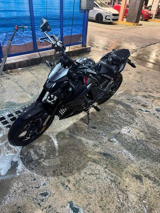 Zontes U125 Negra Moto Naked