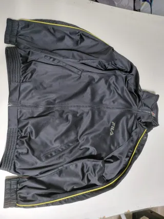 Felpa Fila nera con dettagli gialli