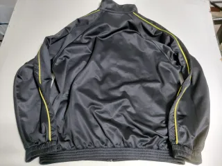 Felpa Fila nera con dettagli gialli