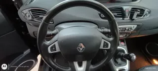 Renault Grand Scenic 2013