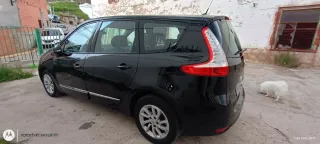 Renault Grand Scenic 2013