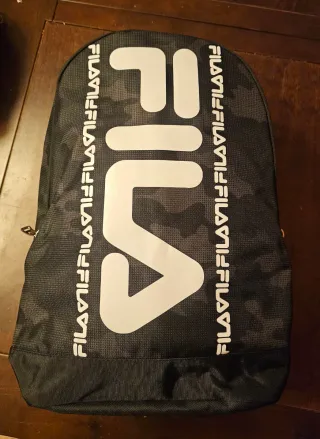 Mochila Fila Camuflaje Negra y verde