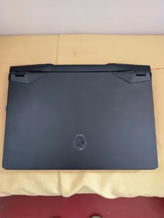 MSI Ordenador Portátil Negro
