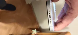 iPhone 14 128GB color morado clarito.