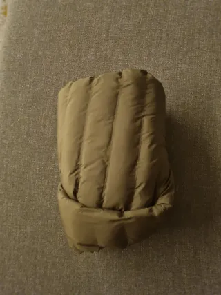 Chaqueta Helly Hansen verde plumas a estrenar