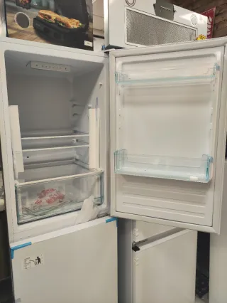 Nevera Candy Low Frost 176x54,5