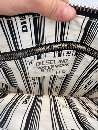 Bolso Diesel Blanco y Negro