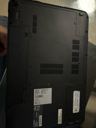 Fujitsu LIFEBOOK AH531 Portátil