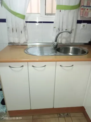 Muebles de Cocina Beige y Blanco