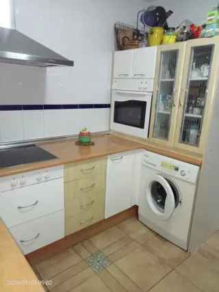 Muebles de Cocina Beige y Blanco