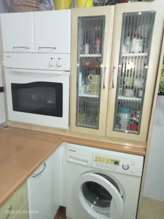 Muebles de Cocina Beige y Blanco