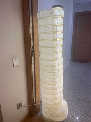 Lámpara de pie moderna