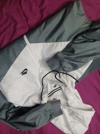 Chaqueta Nike Hombre Gris y Blanca