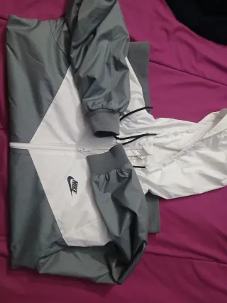 Chaqueta Nike Hombre Gris y Blanca