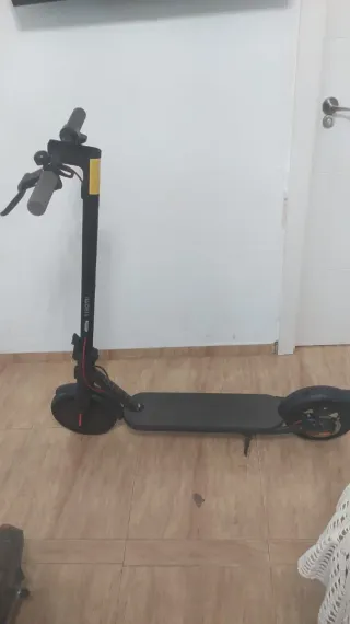 Patinete Eléctrico Xiaomi Negro