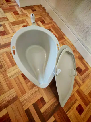 Silla para ducha y WC con ruedas Etac Clean