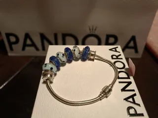 Pulsera Pandora Original con 8 charms