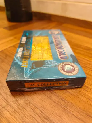 Jurassic World Ticket Oro 24K
