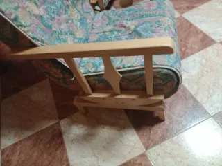 Sillón balancín madera buena