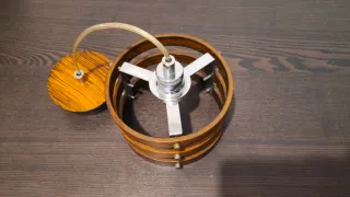 Lámpara de techo madera y metal