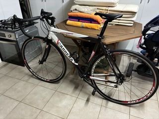Bicicleta de carretera Carrera