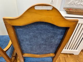 Par de sillones Luis XIV tapizados azul