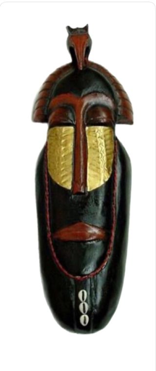 Maschera etnica in legno