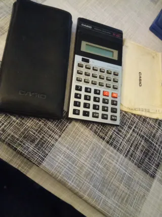 2 calculadoras Científica Casio fx-82MS y fx-82A