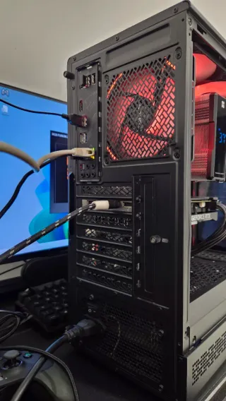 PC Gaming Custom –Ryzen 7 / RTX 2060 / Display LCD