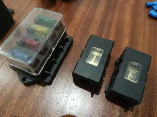 Kit para Batería Auxiliar Camper usb relé fusibles