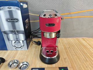 Cafetera DeLonghi Dedica Acero Inox