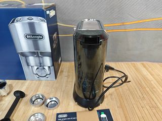 Cafetera DeLonghi Dedica Acero Inox