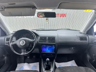 Volkswagen Golf 2002