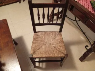 Cómoda clásica de madera