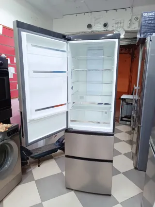 Frigorifero 'HAIER' combi no frost