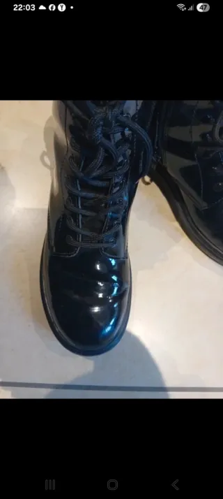 Stivaletti Dr. Martens neri lucidi