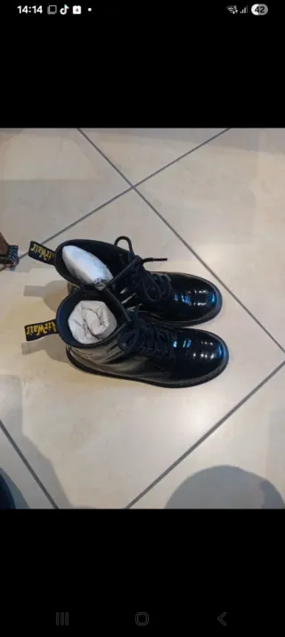 Stivaletti Dr. Martens neri lucidi
