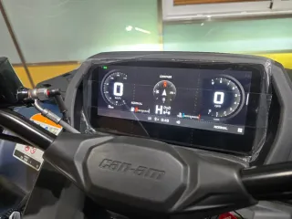 Can-Am Outlander Max Limited SAS Azul