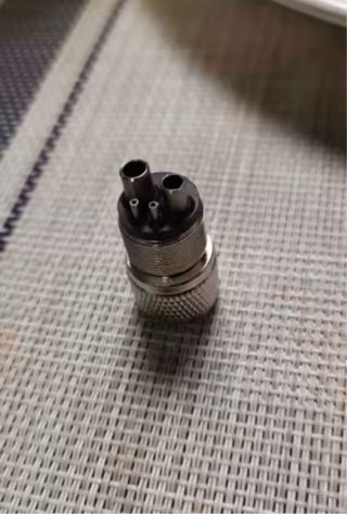 Adaptador turbina dental 4/2 o 2/4