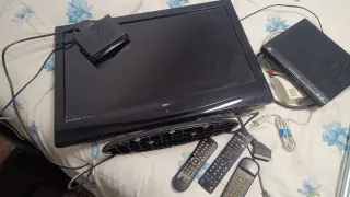 TV, TDT y mandos a distancia